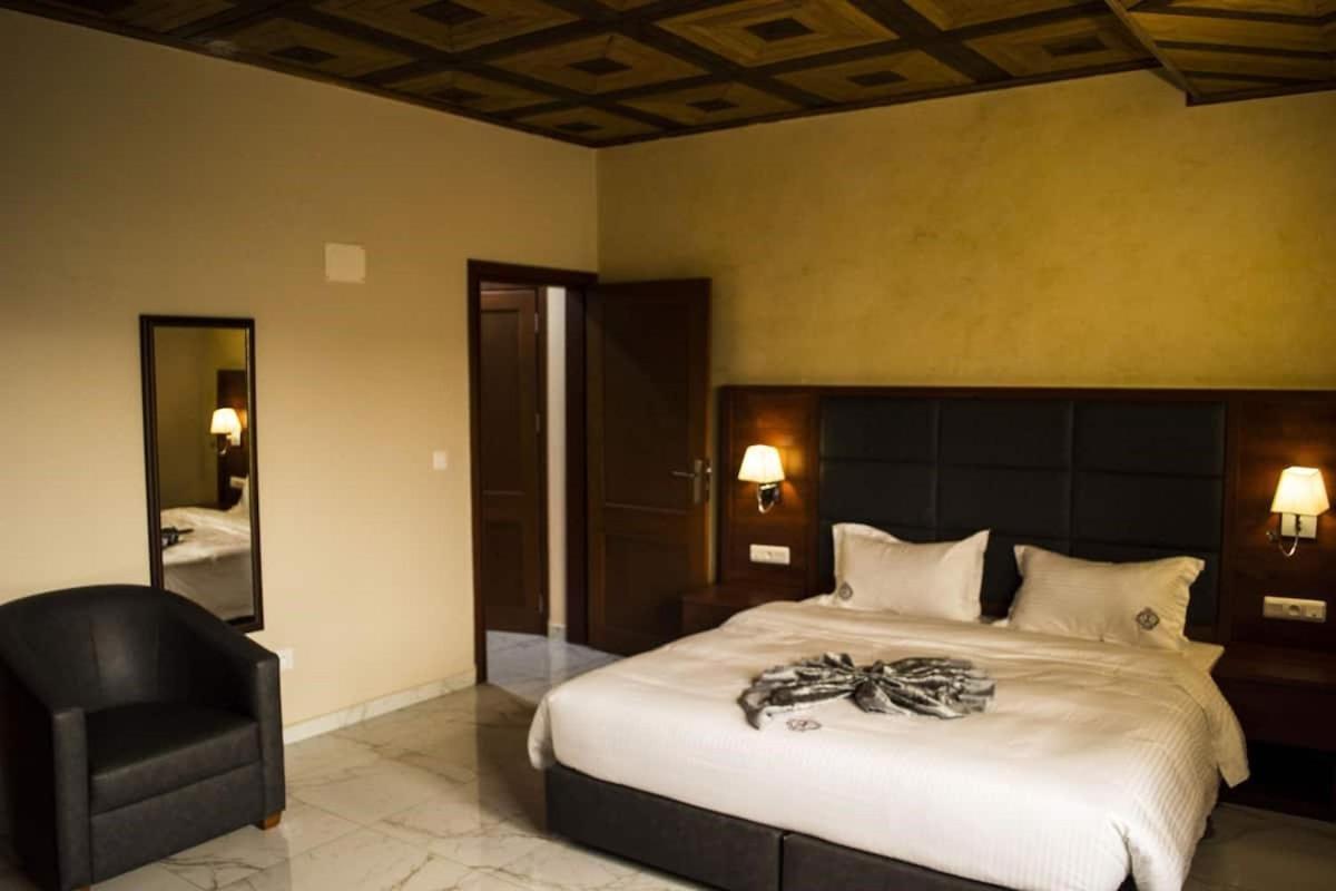 Hotel Jouvence International Yaoundé Εξωτερικό φωτογραφία