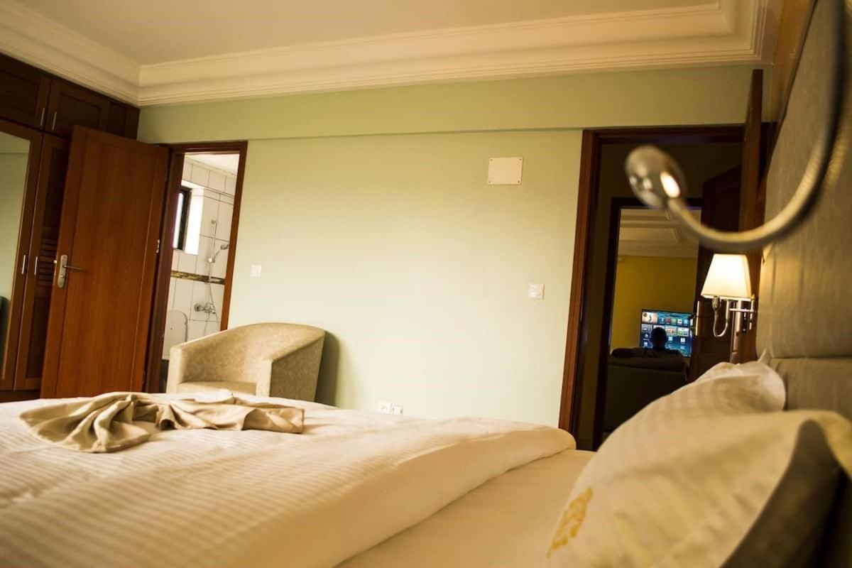 Hotel Jouvence International Yaoundé Εξωτερικό φωτογραφία